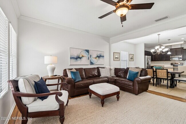 Building Photo - 206 Mission Cove Cir