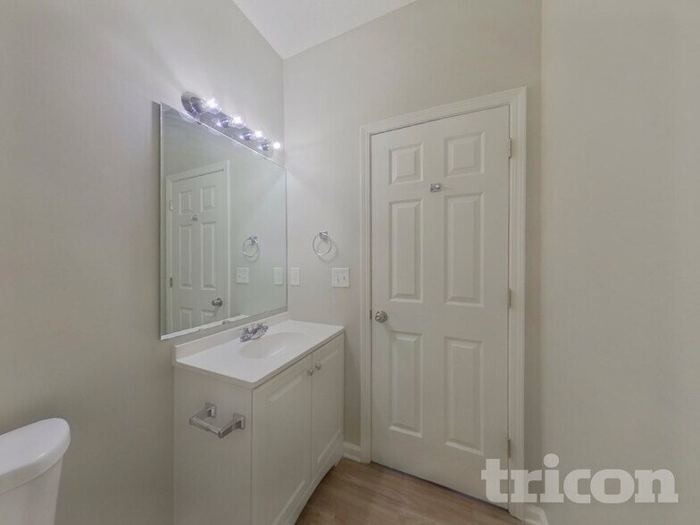 Building Photo - 207 Bolette Ln