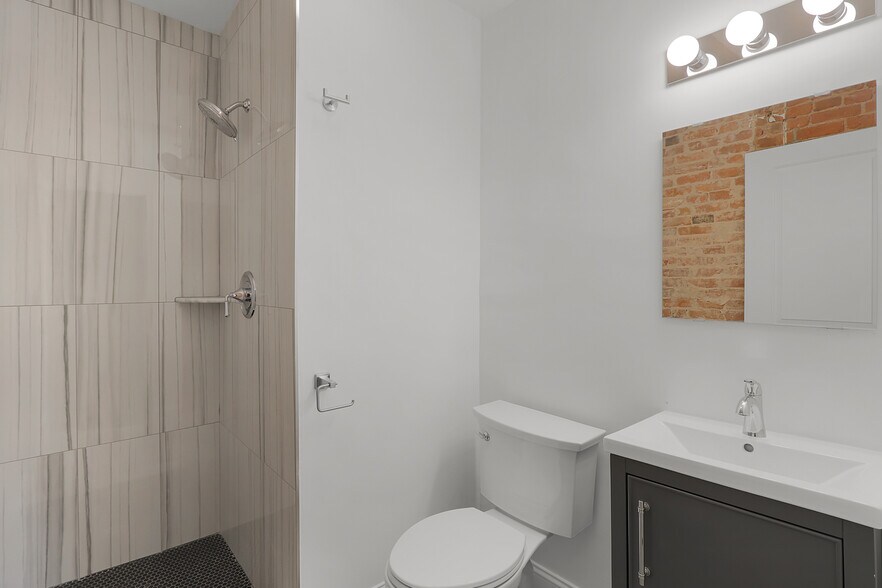 Building Photo - 57 Trumbull St