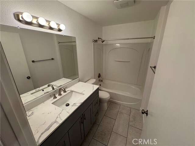 Building Photo - 5238 Hayter Ave