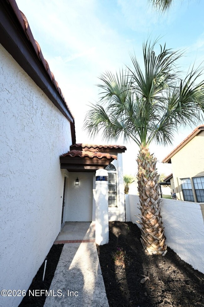 Building Photo - 4632 Corrientes Cir N