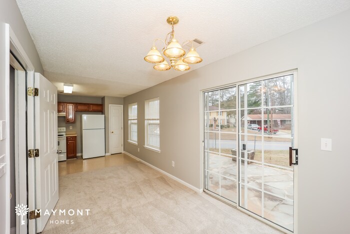 Building Photo - 1601 Hallmark Hills Dr