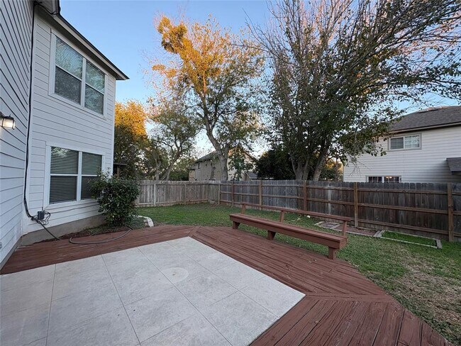 Building Photo - 88 Elm Hill Ct