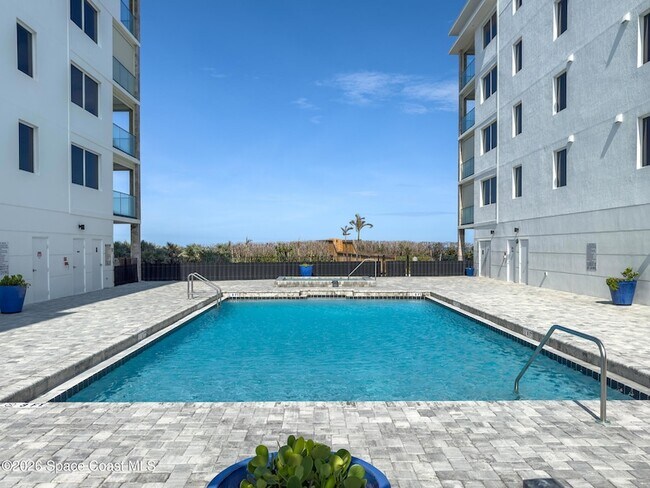 Building Photo - 2765 N Hwy A1A