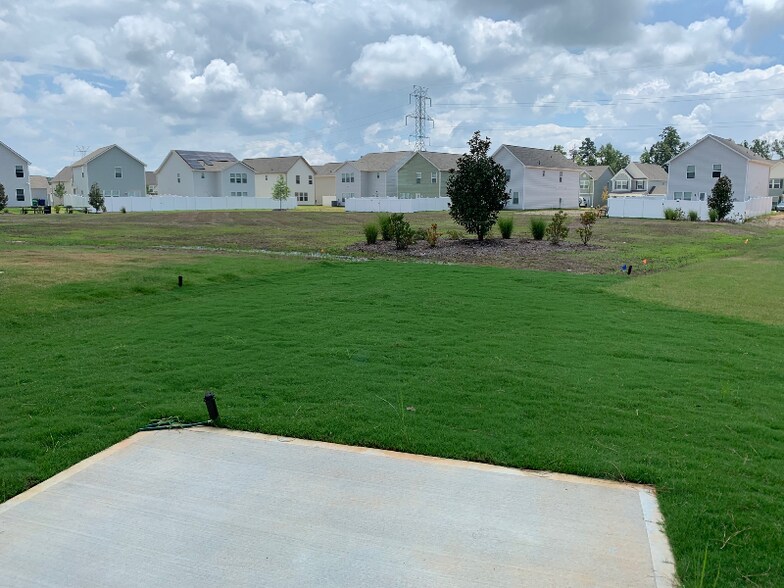 Building Photo - 3852 Tersk Dr