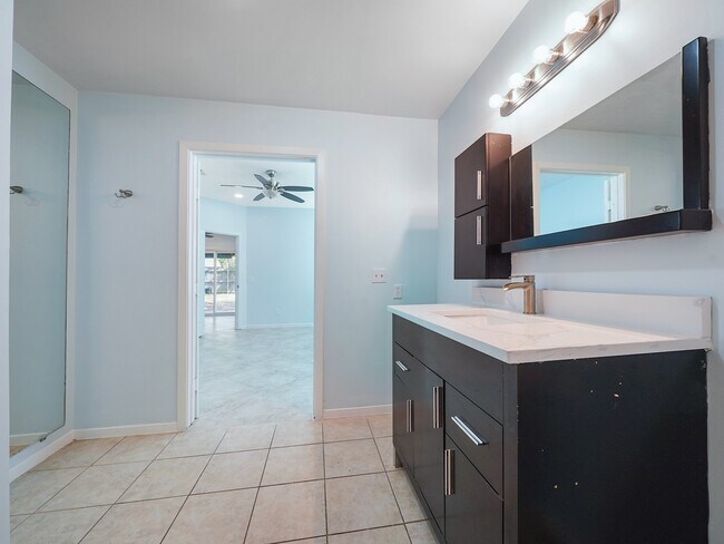 Building Photo - 9534 Cannock Chase Dr
