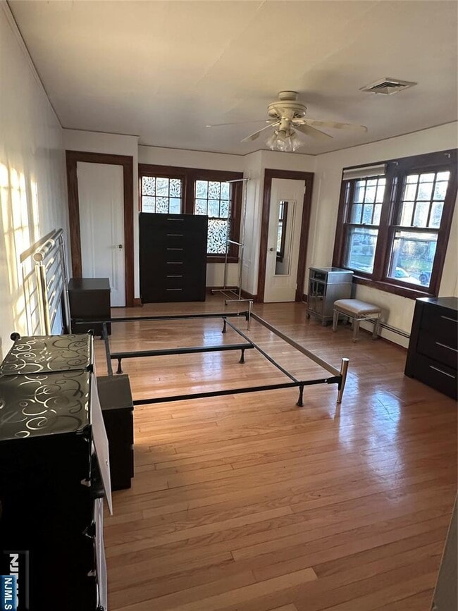 Building Photo - 325 Bogert Ave