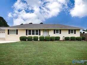 Building Photo - 16021 Oneal Rd