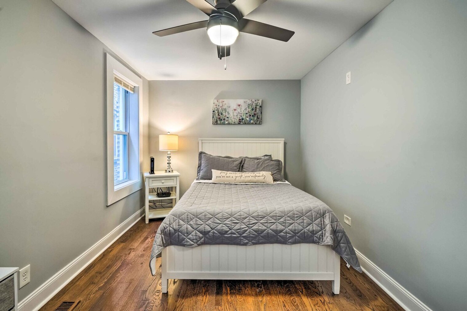 Building Photo - 7931 S Eberhart Ave