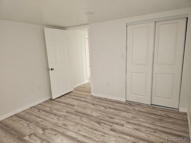 Building Photo - 6890 W Homosassa Trail