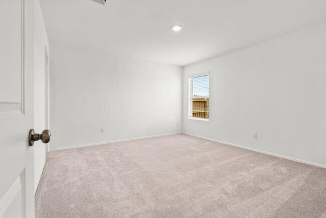 Building Photo - 7507 Birch Harvest Dr