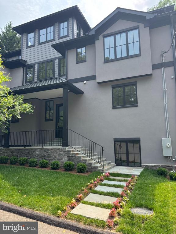 Primary Photo - 5017 Eskridge Terrace NW