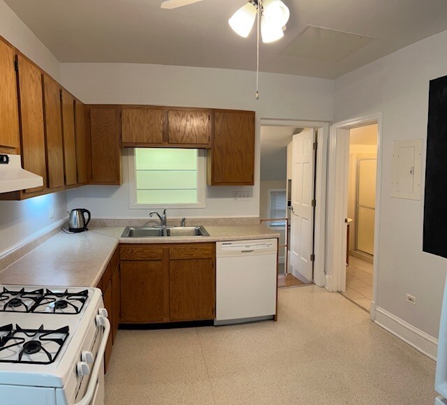 Building Photo - 1229 Leon Pl