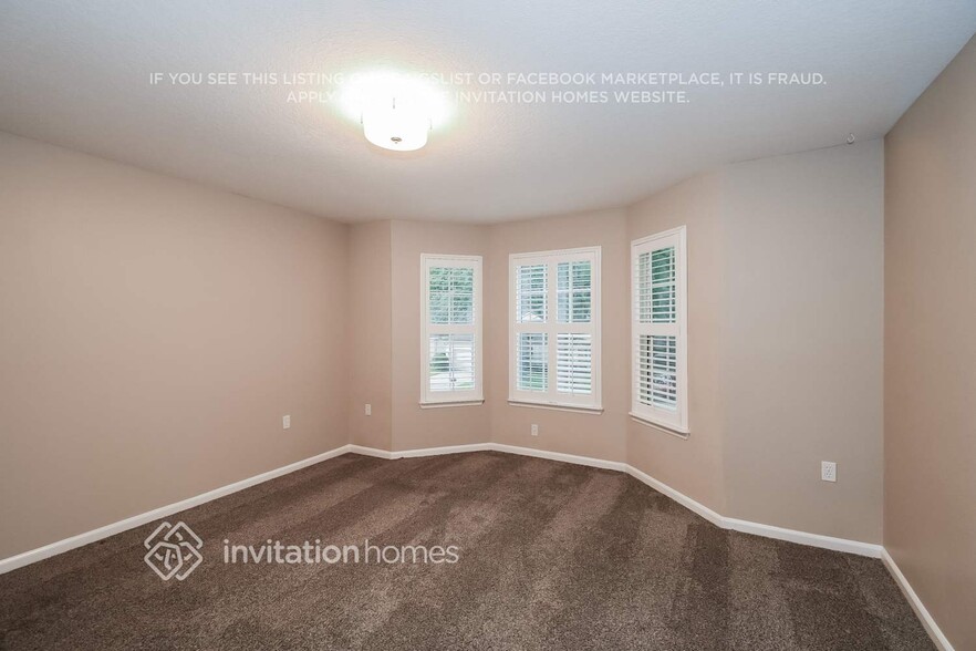 Building Photo - 8568 Glenbury Ct N