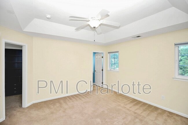 Building Photo - 12144 Cane Branch Way