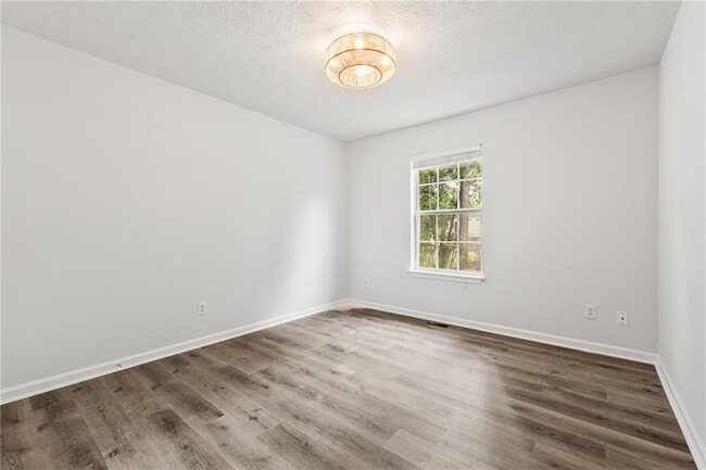 Building Photo - 3043 Majestic Park Ct