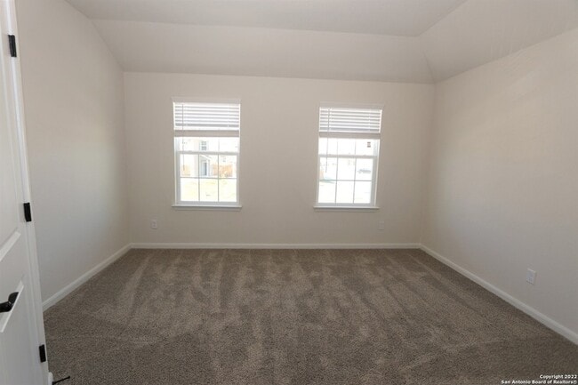 Building Photo - 10310 Lynwood Vlg