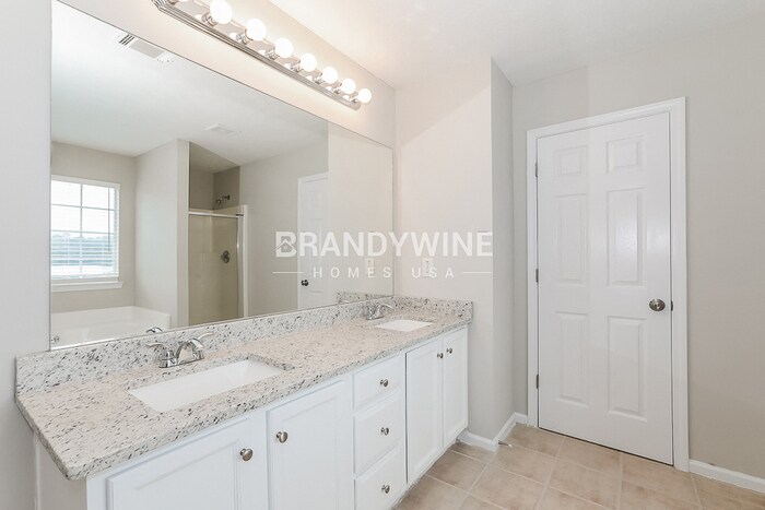 Building Photo - 3691 Bay Cove Ct