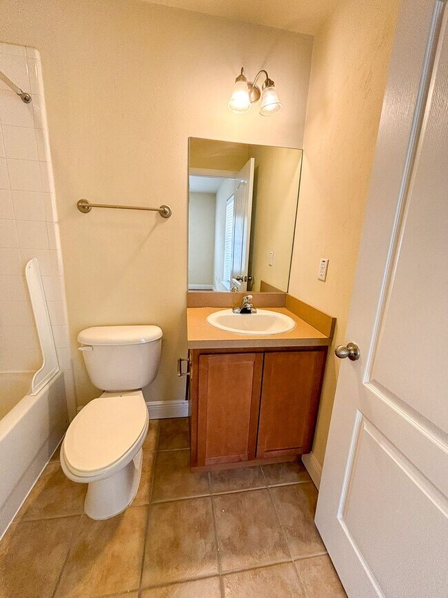 Building Photo - Chase Hollow #83 - Pet Friendly!