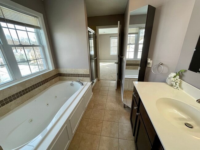 Building Photo - 84 C St