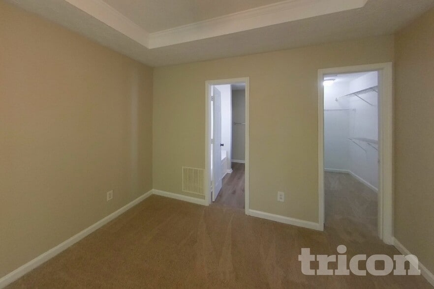 Building Photo - 119 Lake Terrace