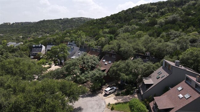 Building Photo - 7320 Cave Hollow Dr