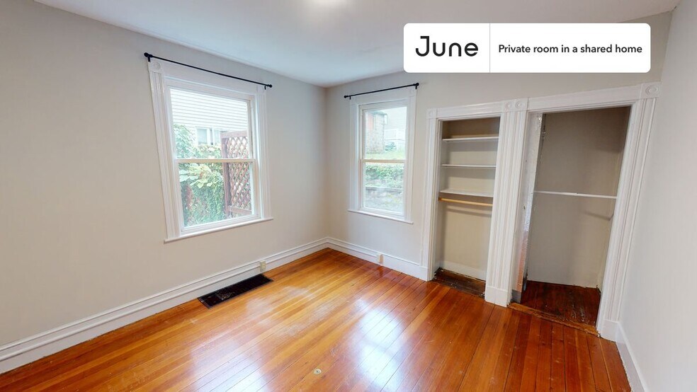 Building Photo - Private bedroom in 2 bed/1 bath Home