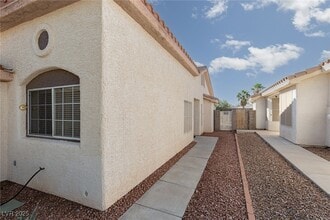 Building Photo - 8057 Broken Spur Ln