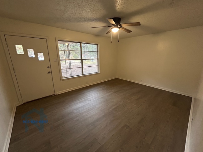 Building Photo - 1101 N Kings Hwy