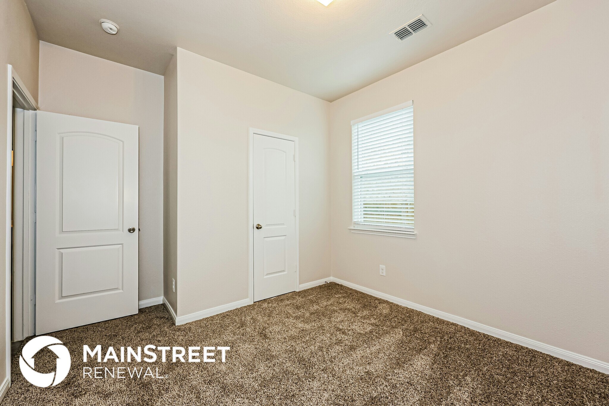 Building Photo - 9425 Bald Cypress St