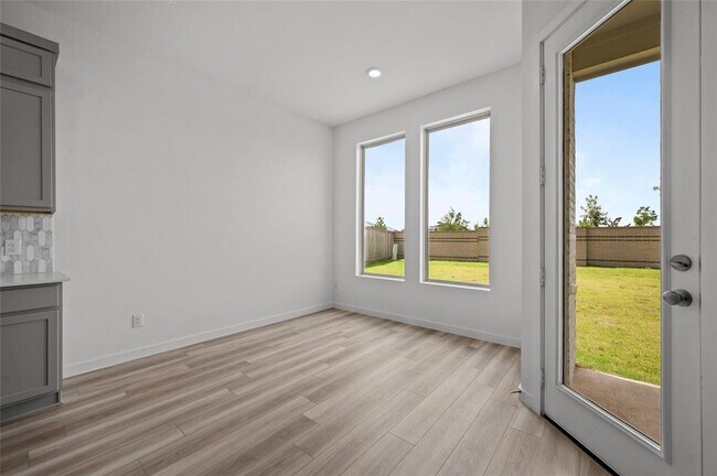Building Photo - 22119 Shrimp Plant Ln