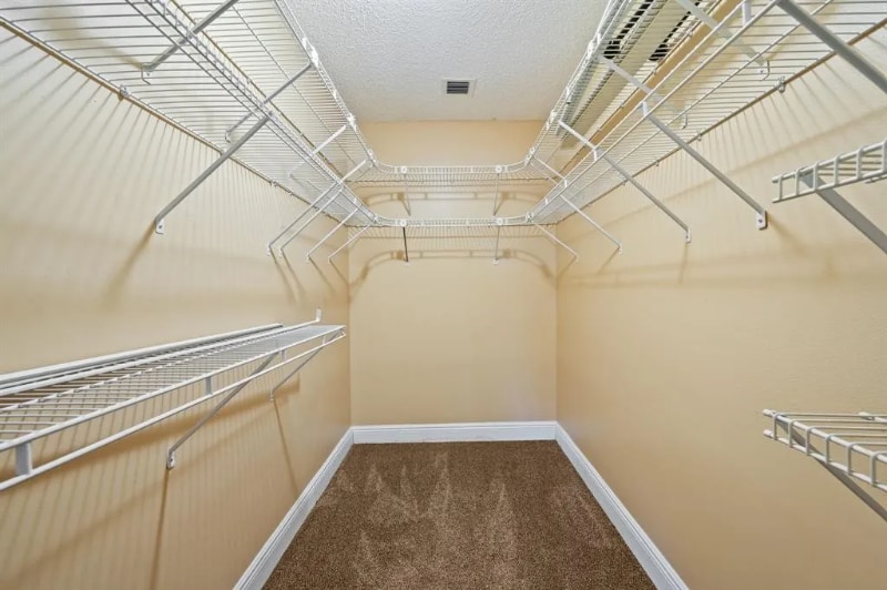 Building Photo - 2229 Nova Village Dr