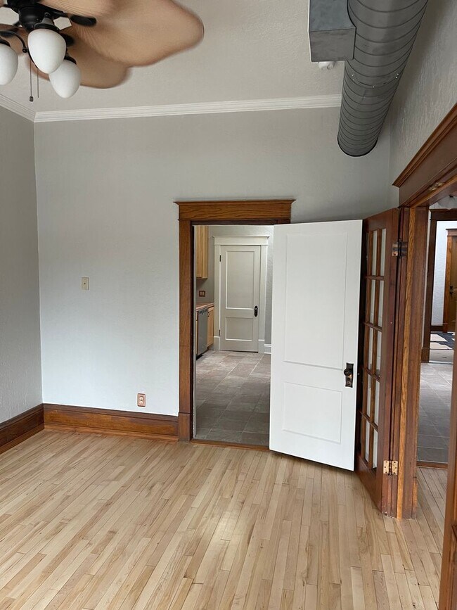 Building Photo - Rose Lofts