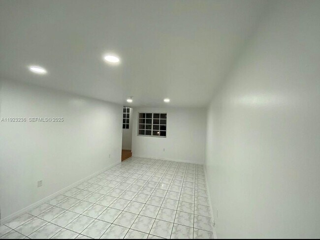 Building Photo - 12035 SW 14th St