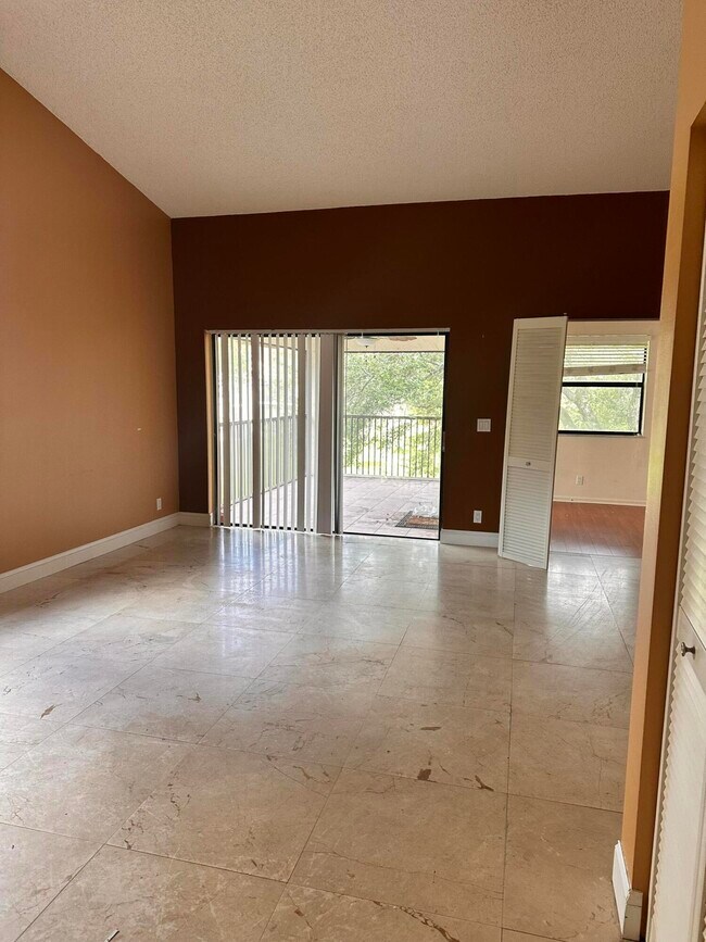 Building Photo - 1606 Congressional Way