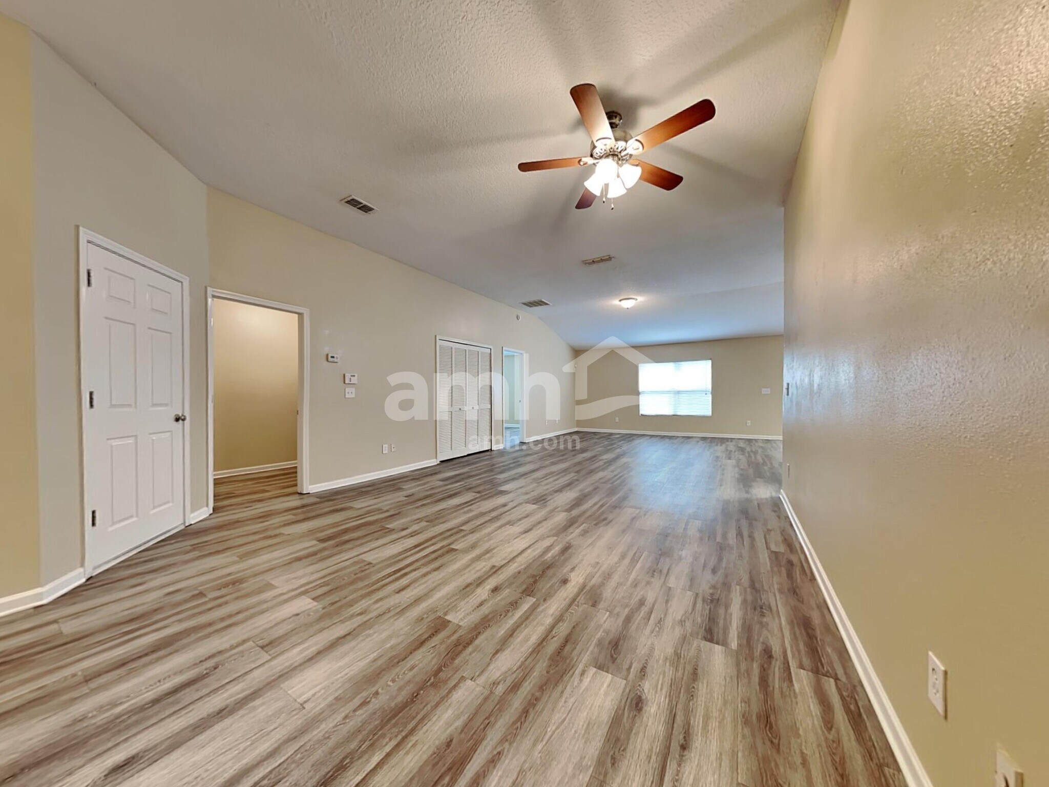 Building Photo - 1861 McGirts Point Blvd