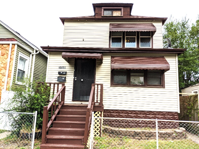 Primary Photo - 10655 S Hoxie Ave