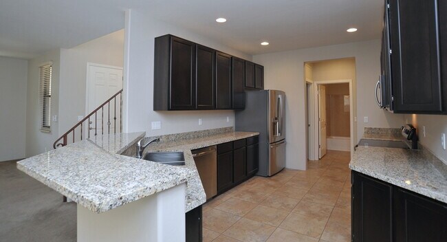 Building Photo - 381 E Calderwood Rd