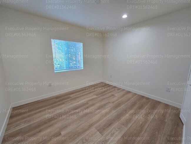 Building Photo - Newly constructed 3 bedroom/ 2 bathroom **...