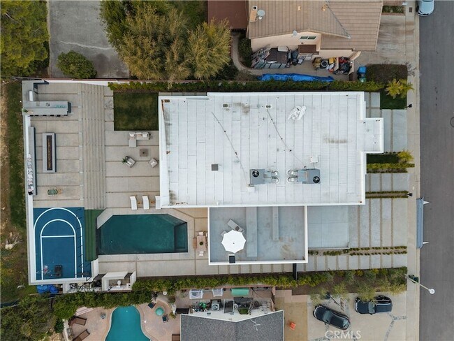 Building Photo - 4001 Coldstream Terrace