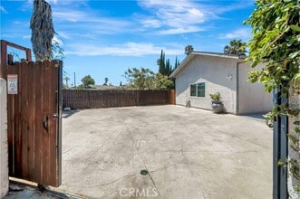 Building Photo - 10163 Petit Ave