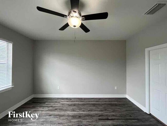 Building Photo - 2535 Marton Oak Blvd
