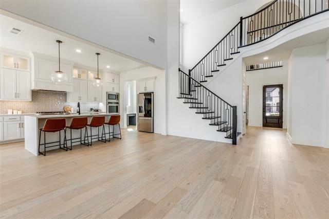 Building Photo - 2500 Whitewood Dr