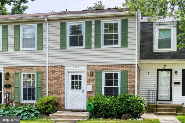 Building Photo - 3429 Saluda Rd