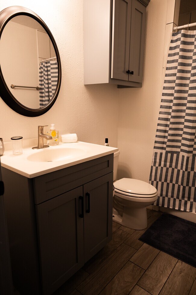 Building Photo - 10463 Alcott Dr