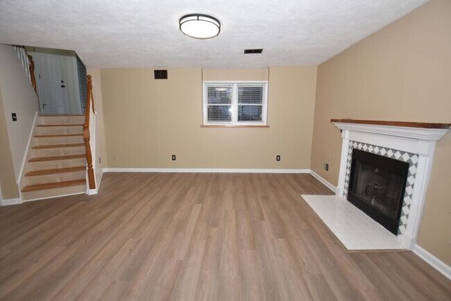 Building Photo - Cross Creek 4 bedroom home