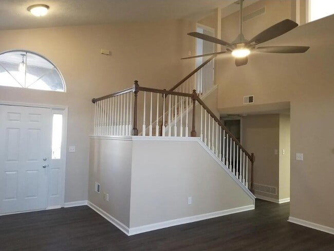 Building Photo - 779 Liberty Hill Dr