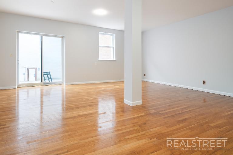 Building Photo - Spacious LOFT in Williamsburg with Private...