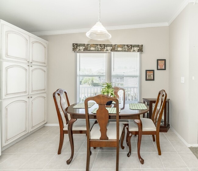 Building Photo - 2361 Peavine Cir