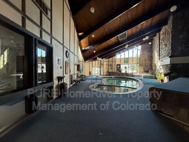 Building Photo - 6590 Delmonico Dr